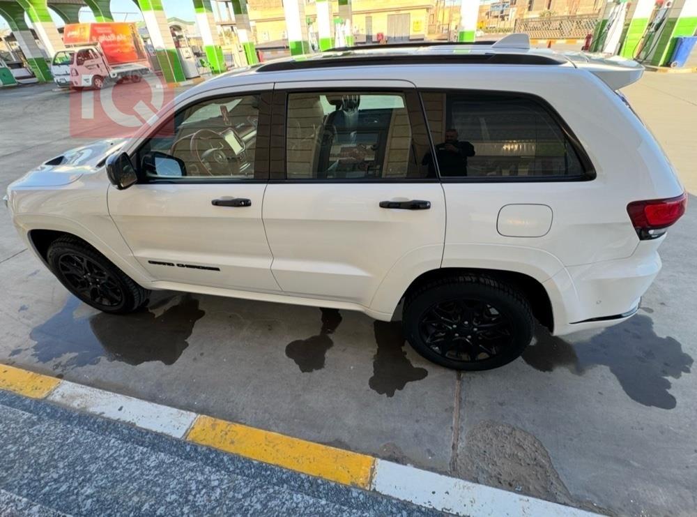 جيب جراند شيروكي